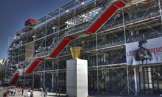 Democratizar el acceso a la cultura: pasado, presente y futuro de los centros culturales - Imagen 2 de 13