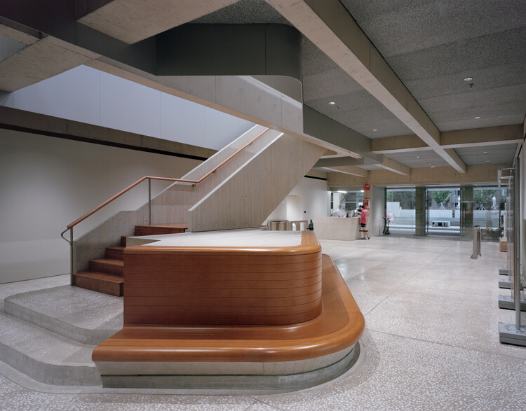 Centro Esportivo Comunitário Aranya North Shore / Atelier XÜK - Imagem 11 de 28