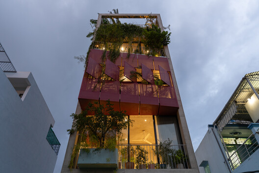 Casa Atemporal / KAA DESIGN + H2 Casa Atemporal / KAA DESIGN + H2 - Fotografia de Exterior, Balcão