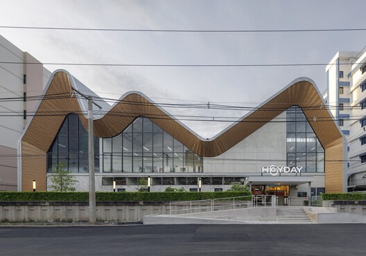 HEYDAY Community Hub / ASWA