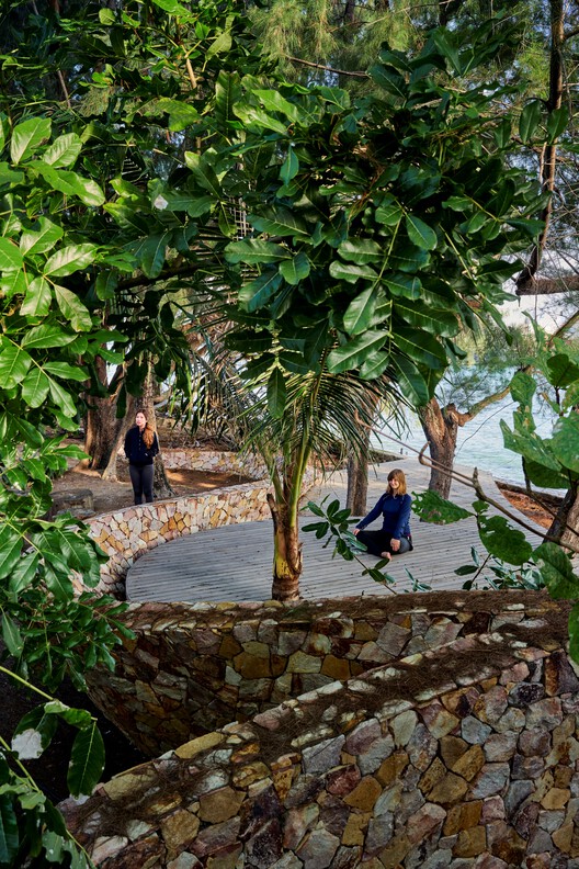 Jardín de Bienestar Coconut / RAD+ar (Research Artistic Design + architecture) - Fotografía exterior, Jardín