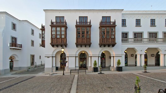 The Cayala Paradox: How Are Private Districts Shaping Public Space Design in Guatemala? - Image 5 of 10