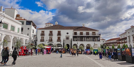 The Cayala Paradox: How Are Private Districts Shaping Public Space Design in Guatemala? - Image 9 of 10