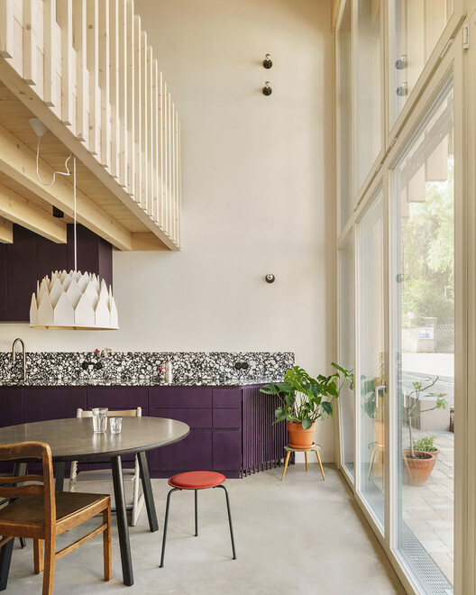 Doppelscheune - Barn into Residential Building / KO/OK Architektur Doppelscheune - Barn into Residential Building / KO/OK Architektur - Interior Photography, Dining room, Wood, Lighting, Chair