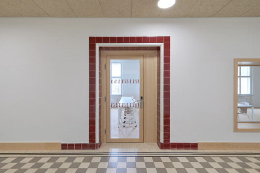 Gersthof Model School Renovation and Conversion / Franz&Sue - Interior Photography, Wood, Door