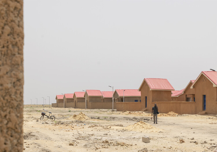 Ciudad de reasentamiento de Ngarannam/Estudio Oshinowo - Imagen 7 de 16