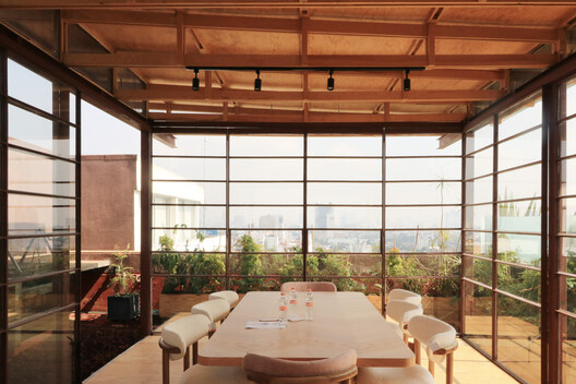 Azotea Sagredo / Taller MGL + Fernando R. Manjarrez - Fotografía interior, Vidrio, Sillas, Balcón