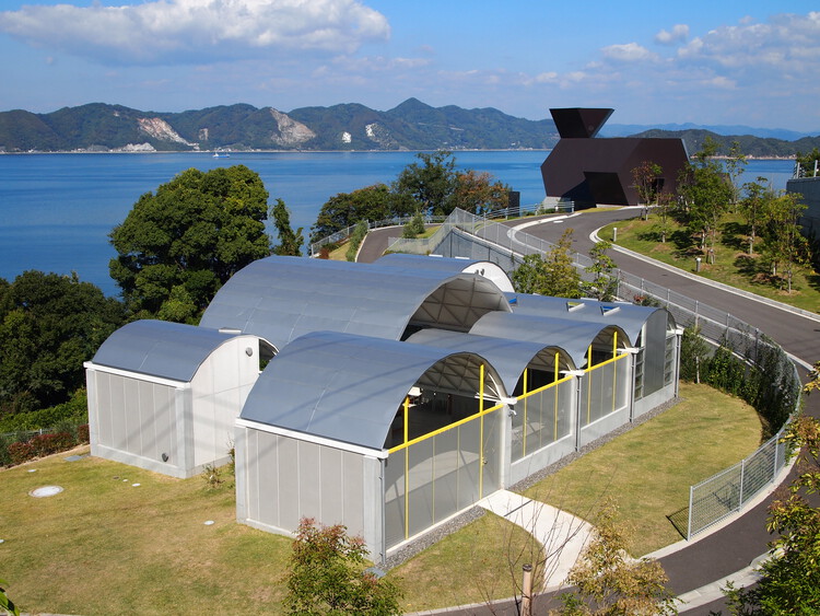 Clássicos da Arquitetura: Silver Hut / Toyo Ito  - Imagem 3 de 3