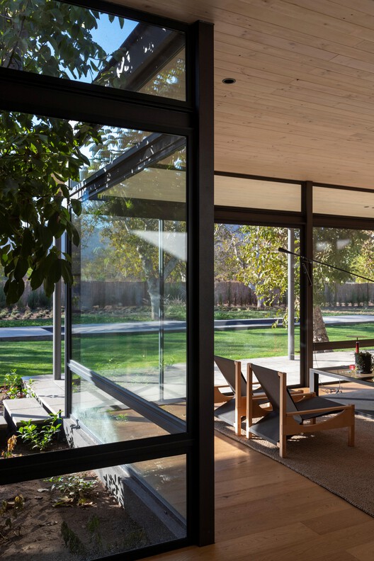 Casa Calle Larga / emA Arquitectos - Fotografía de interiores, madera, puertas, vidrios, fijación de vigas