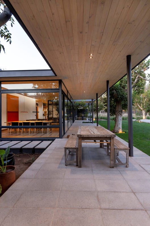 Casa Calle Larga / emA Arquitectos - Fotografía interior, Cocina, Madera, Puerta