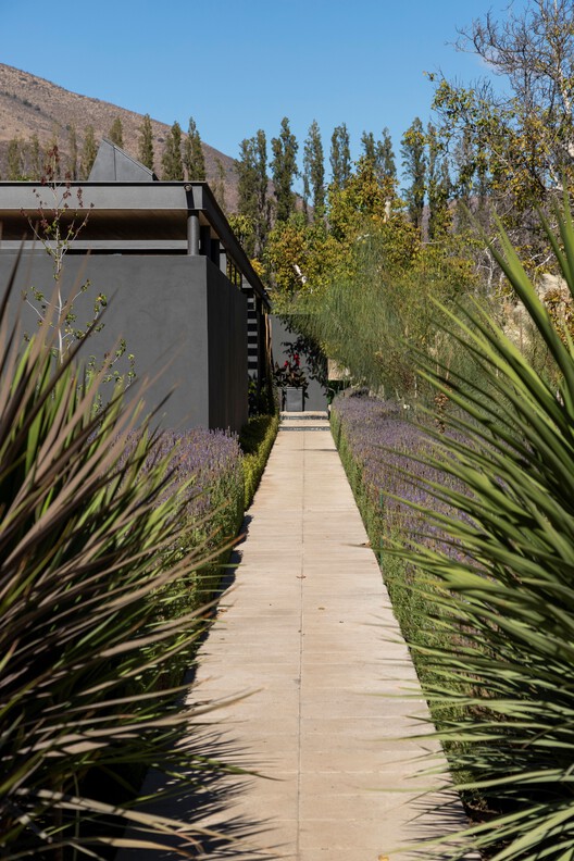 Casa Calle Larga / emA Arquitectos - Imagen 12 de 26