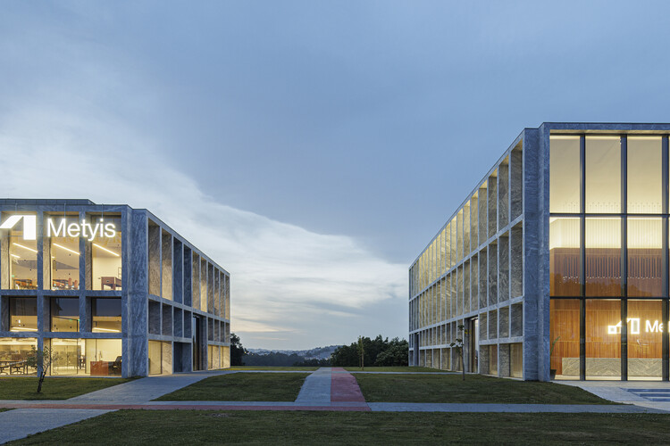 Centro de Tecnologia Metyis / Oficina de Projetos de Arquitetura UNUM - Fotografia de Exterior