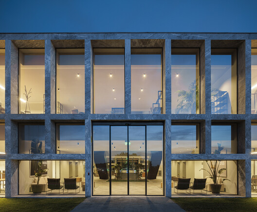 Centro de Tecnologia Metyis / Oficina de Projetos de Arquitetura UNUM - Fotografia de Exterior, Concreto
