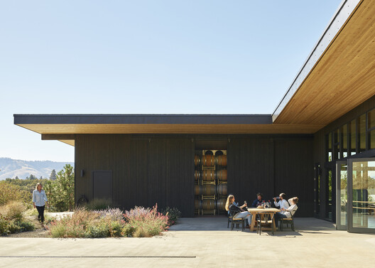 Architecture of Wine: 15 Contemporary Wineries Around the World - Image 8 of 50