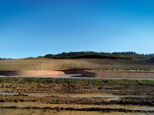 Architecture of Wine: 15 Contemporary Wineries Around the World - Image 48 of 50