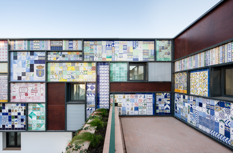 Hospitalidad panorámica: fusión de vista, luz y confort en el diseño de un hotel - Imagen 4 de 10