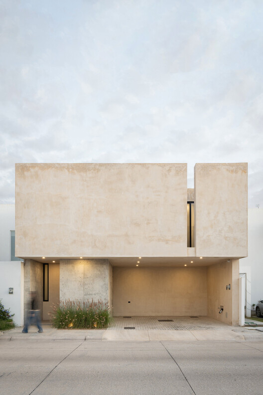 Casa Olivo / trescuatro arquitectura - Imagen 7 de 28