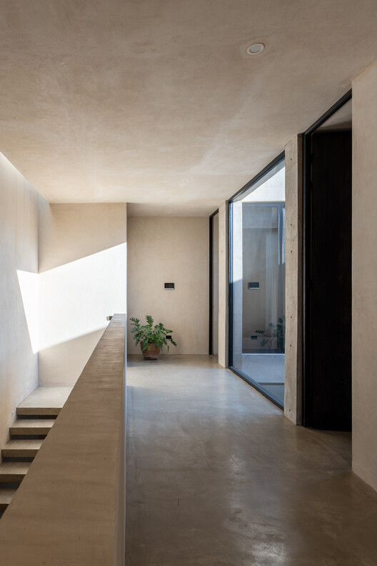 Casa Olivo / trescuatro arquitectura - Fotografía interior, Concreto