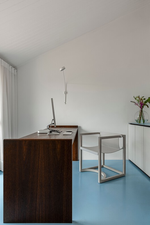 Apartamento Fidalga / Gurgel D'Alfonso Arquitetura - fotografía de interiores, cocina, madera, mesa, sillas