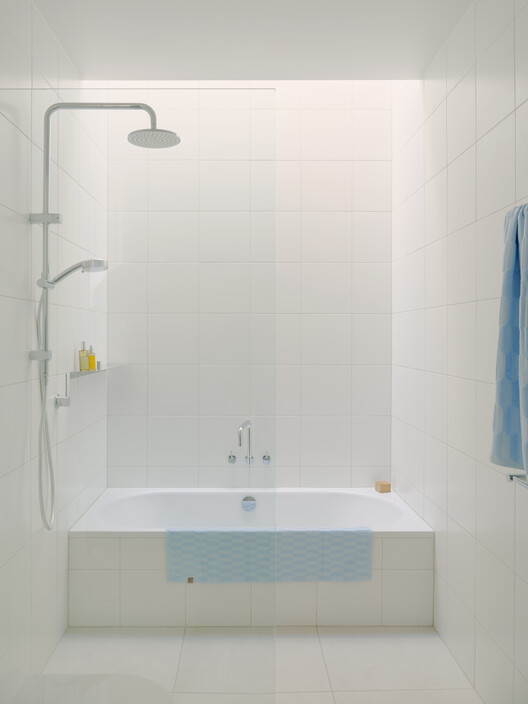 Melville / Tan Architecture Melville / Tan Architecture - Interior Photography, Bathroom, Bathtub, Shower