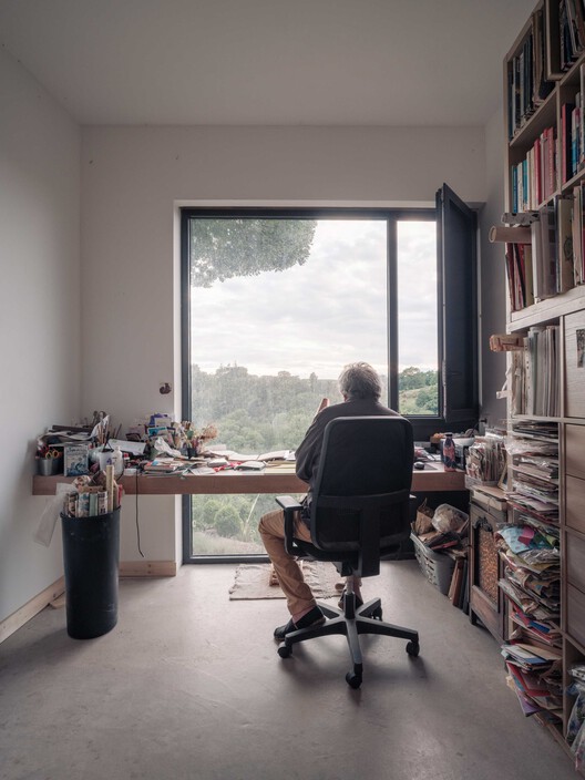 Chapel MI Residence / Atelier Ose Architecture - Interior Photography, Living Room, Shelving, Table, Chair