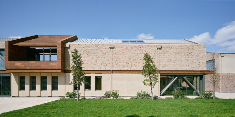 TCDD Temporary Offices & Art Galleries / Erhan Vural Architecture + Urban Design - Exterior Photography, Concrete, Courtyard