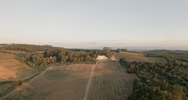 DJ House / Atelier Matteo Arnone + Falcão Tuan Arquitectos + Core Concept - Imagen 6 de 31