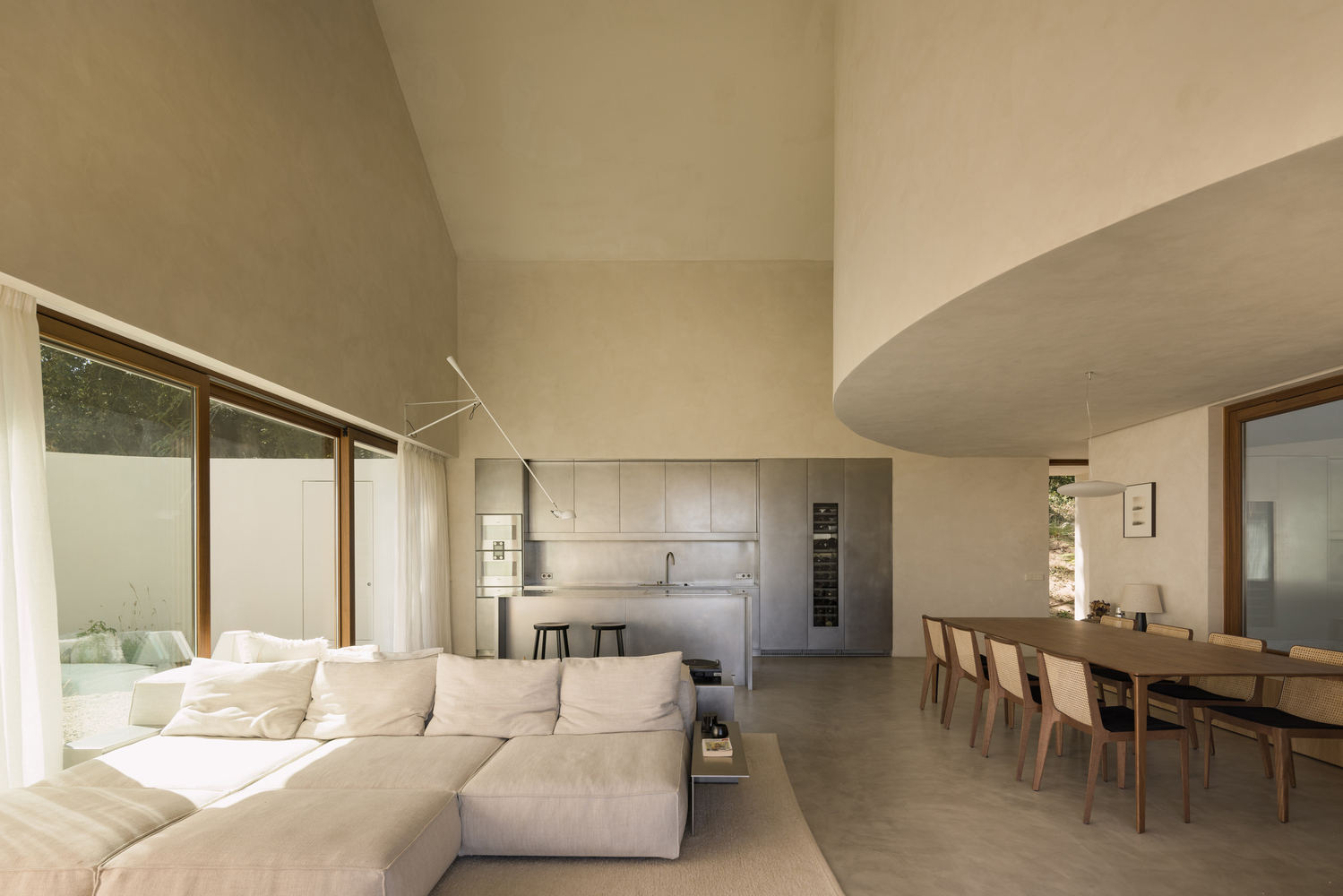 Galería de Casa para dos DJs / Atelier Matteo Arnone + Falcão Tuan ...