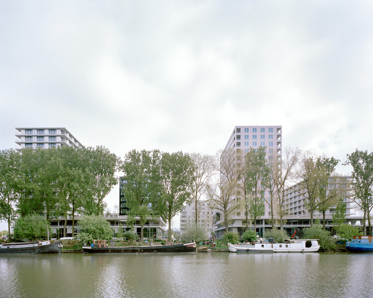 City Dox Housing / XDGA - Exterior Photography, Waterfront