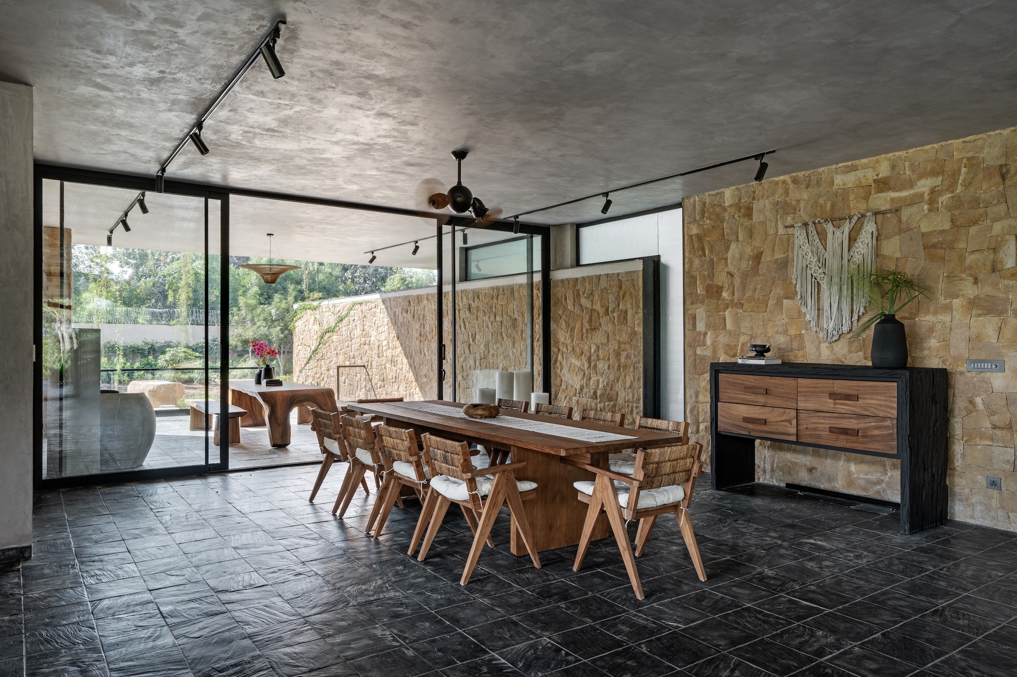 Galería de Casa Antriya / 23 Degrees Design Shift - 16