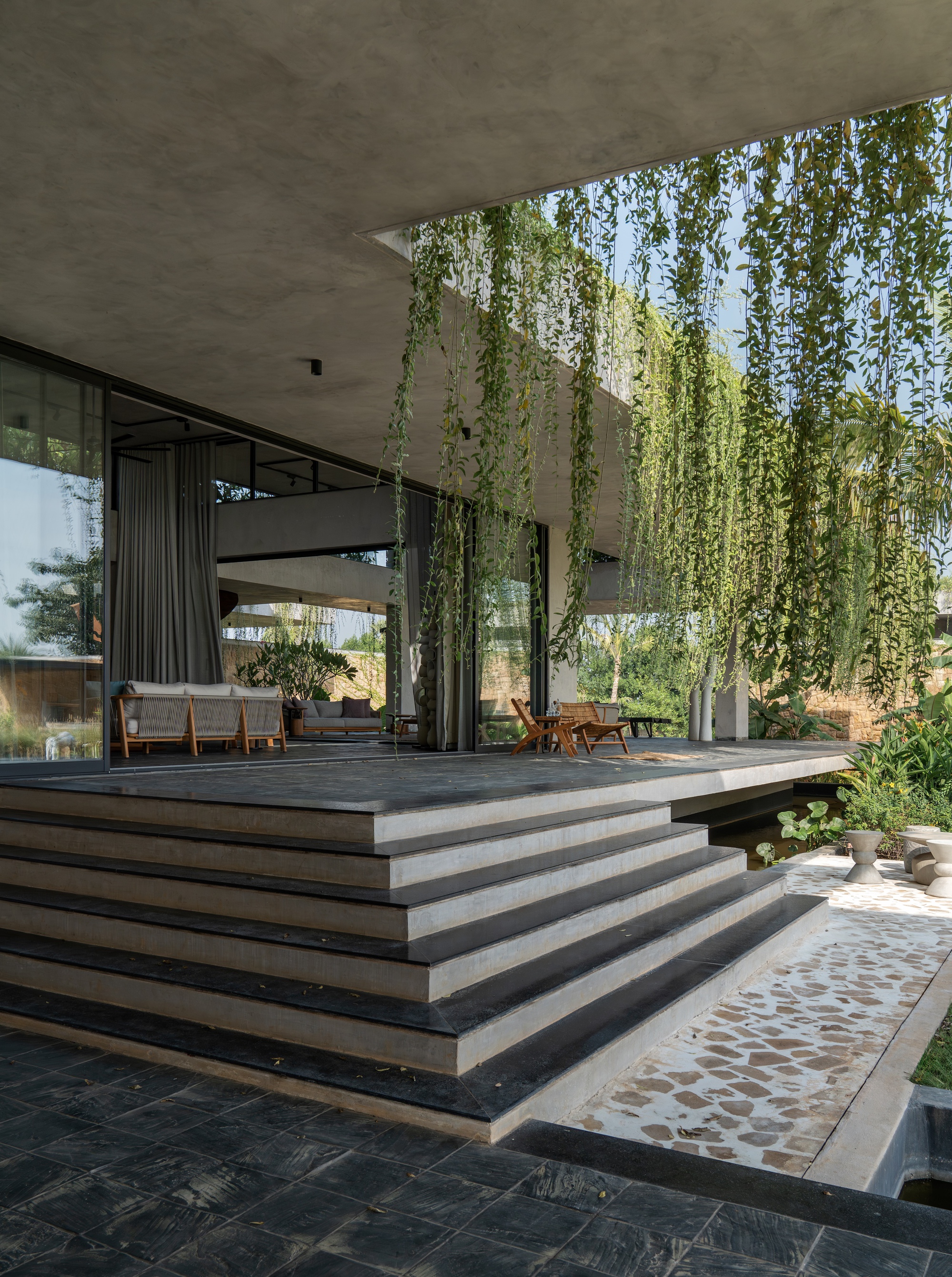 Gallery of Antriya House / 23 Degrees Design Shift - 11