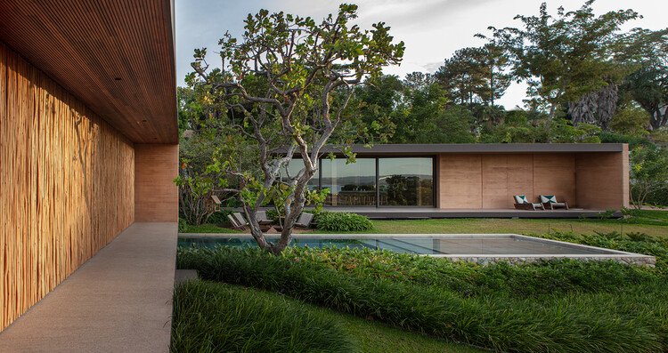 Casa Taipa / Estudio (+) Valéria Gontijo - Imagen 28 / 36