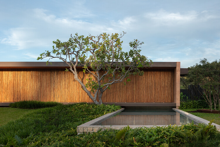 Casa Taipa / Estudio (+) Valéria Gontijo - Imagen 7 de 36