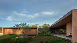 Casa Taipa / Valéria Gontijo + Arquitetos