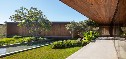 Casa Taipa / Valéria Gontijo + Arquitetos - Imagem 6 de 36