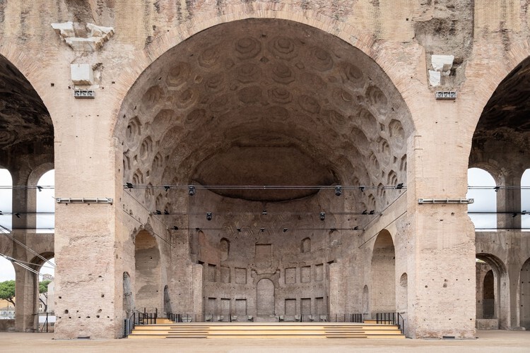 Ruta de Exposiciones de la Basílica Massenzio/Alvisi Kirimoto + Partners - Imagen 2 de 17