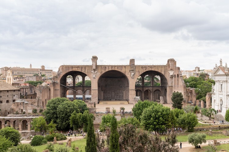 Ruta de Exposiciones de la Basílica Massenzio/Alvisi Kirimoto + Partners - Imagen 1 de 17