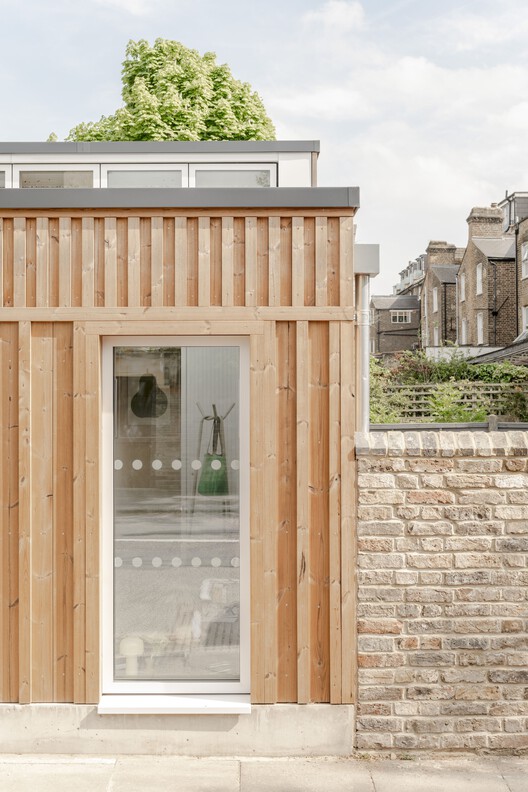 Centro Habitacional Stroud Green / Owain Williams Architects Centro Habitacional Stroud Green / Owain Williams Architects - Fotografia de Exterior