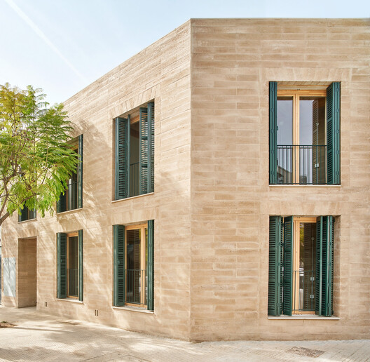 Habitação de Interesse Social 30+8 / Vivas Arquitectos - Fotografia de Exterior