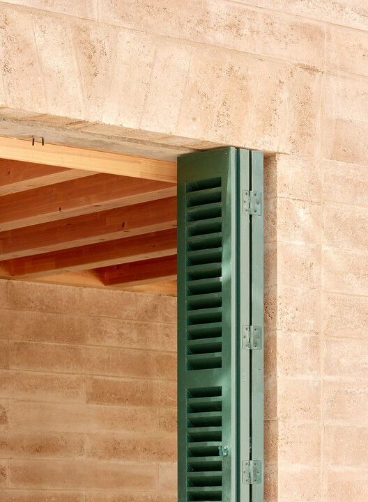 Habitação de Interesse Social 30+8 / Vivas Arquitectos - Imagem 14 de 23