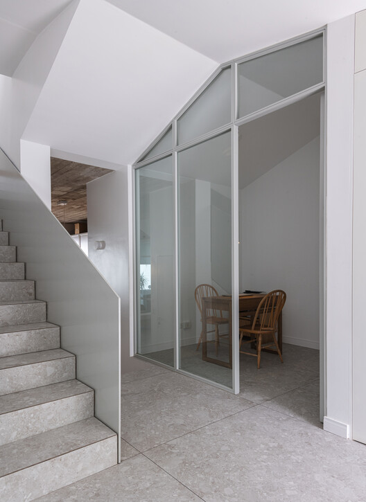 Casa Po-Yo / MMCV - Fotografía interior, Escaleras, Madera, Vidrio