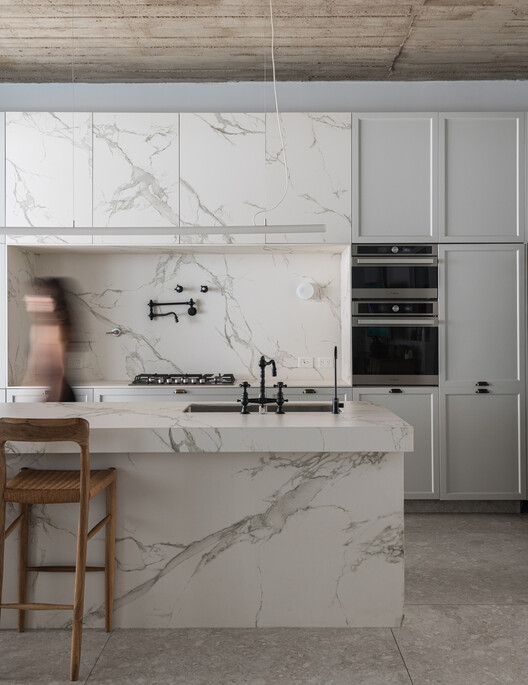 Casa Po-Yo / MMCV - Fotografía interior, Cocina, Encimera, Iluminación, Tarjas