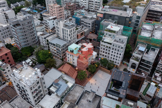 From Rapidity to Specificity: Multiple Dimensions of Shenzhen's Architectural Development  - Image 23 of 56