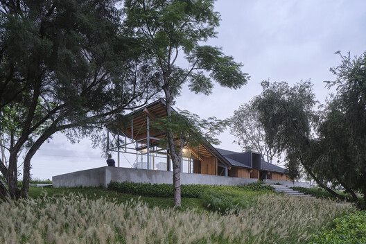 From Rapidity to Specificity: Multiple Dimensions of Shenzhen's Architectural Development  - Image 46 of 56