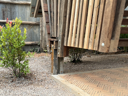 伊洛瓦底花卉园教学楼群 / Simple Architecture - 建筑图, 木头