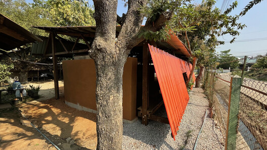 伊洛瓦底花卉园教学楼群 / Simple Architecture - 31 的图像 42