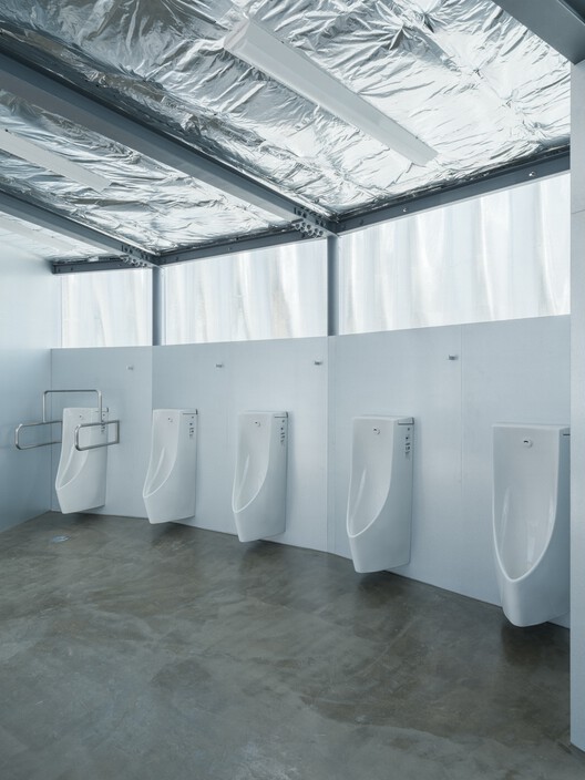 Banheiro Público Miragem em Yumeshima / PONDEDGE + f a r m - Imagem 13 de 28