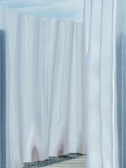 Banheiro Público Miragem em Yumeshima / PONDEDGE + f a r m - Imagem 21 de 28