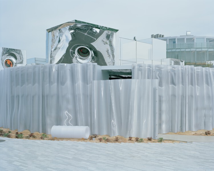 Baño público Dream Island Mirage / PONDEDGE + Granja: Imagen 6 de 28