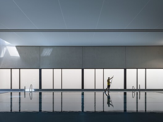 Sportbad am Rabet Modular Swimming Facility / gmp Architects - Image 4 of 14